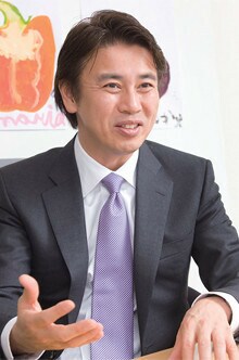 <strong>リアルディア社長 前刀禎明</strong>●1958年、愛知県生まれ。慶應義塾大学大学院管理工学修士課程修了。ソニーやウォルト・ディズニー、AOLなどを経て、99年ライブドアを創業。同社営業譲渡ののち、2004年に米Appleバイスプレジデント兼アップルコンピュータ代表就任。06年同社退社、08年より現職。http://www.realdear.com/
