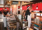 宇佐美氏の保育士時代の教え子が中学生になり、店舗を訪ねてくれたこともあるという。