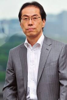 こが・しげあき●1955年、長崎県生まれ。80年、東大法学部卒業、通商産業省(現経済産業省)入省。経済産業政策課長、中小企業庁経営支援部長等を経て2008年、国家公務員制度改革推進本部事務局審議官。09年より大臣官房付。