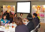 「『sweet』に初めてブランドアイテムの付録がついたのはいつ?」など、クイズで盛り上がった。
