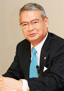 <strong>全日本空輸取締役会長 大橋洋治</strong>●1940年生まれ。64年慶應義塾大学法学部卒業、全日本空輸入社。93年取締役、97年常務、99年副社長、2001年社長、05年会長。07年経済同友会副代表幹事。08年より日本経済団体連合会副会長を務める。(PANA=写真)