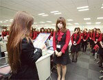 一緒に働く仲間の優しさや努力を評価する「オスカーの発表」は、全員をすがすがしい気持ちにさせる。