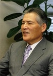 「(軽に)本気出しません」と東京トヨタ自動車会長深津泰彦氏。
