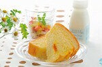 「クールサマーブレッド」は9月末までの販売。朝食にヨーグルトと一緒に、と食べ方も提案している。