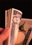 生涯賃金3億円で所得税は2000万円超