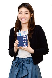 <strong>北川真衣</strong>●1983年、東京都生まれ。英国の国立大学卒。チャネル開発部にて、創育事業、e-コマースなど新しい分野の拡大を担当。入社当時は取扱店0だった創育商品も、次々に販路を拡大中。