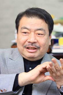 損切りのチャンスはオバマ就任直後。成長分野「FMWEE」に注目!<br><strong>NTTデータ経営 研究所所長 斎藤精一郎</strong>●1963年東京大学経済学部卒。日銀、立教大を経て現職。千葉商大大学院教授兼任。