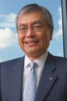 <strong>三菱重工社長 大宮英明</strong>●1946年、長野県生まれ。69年、東京大学工学部航空工学科卒。航空宇宙事業本部で航空機の開発・設計に長くかかわる。2002年、冷熱(空調機)事業本部に転じ、同部門の黒字化などの実績を残す。常務、副社長を経て、08年より現職。