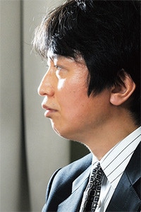<strong>細谷 功</strong>●ザカティーコンサルティングディレクター<br>1964年生まれ。東京大学工学部卒業。東芝でエンジニアとして働いた後、アーンスト&ヤング・コンサルティングに入社。専門は業務プロセス改革、組織改革など。著書に『地頭力を鍛える』などがある。