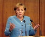 6月、講演でユーロ安定化の重要性について語る独メルケル首相。(PANA=写真)