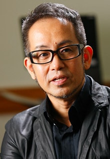固定観念に縛られず「自分という過去」をつくっていけばいい<br><strong>宮本亜門 演出家</strong>●NYで手がけた「太平洋序曲」が2005年トニー賞4部門にノミネート。09年2月12~15日東京文化会館大ホールにてオペラ「ラ・トラヴィアータ」を演出予定。