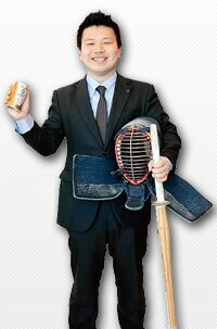 <strong>アサヒビール 首都圏広域支社 広域営業第二部主任●増田智彦</strong><br>1976年、神奈川県生まれ。中央大学卒業後、同社入社。茨城支店を経て現職。週末や退社後は剣道(4段)の練習でリフレッシュしている。