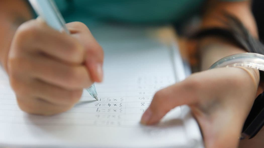 テスト直前にこれをやるだけで｢数学の得点がアップする｣…心理学者が教える驚きの方法 同じ方法で楽器やチェスの腕前も上がる