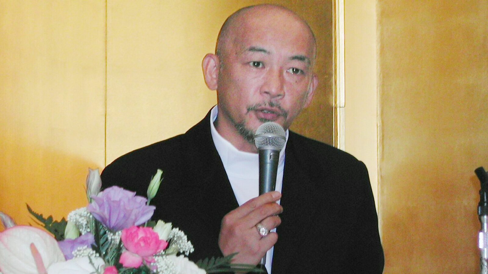 喉がつぶれたって構わない…あの日､松山千春が歌手人生を捨てる覚悟で叫び続けたこと 鈴木宗男｢政治家人生40年､1度たりとも忘れたことはない｣