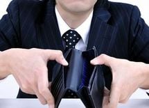 なぜ企業業績が回復しているのに給料は上がらないのか