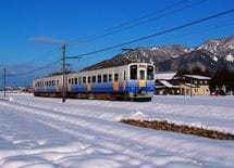 雪に超強くて終電23時"えち鉄"の復活劇