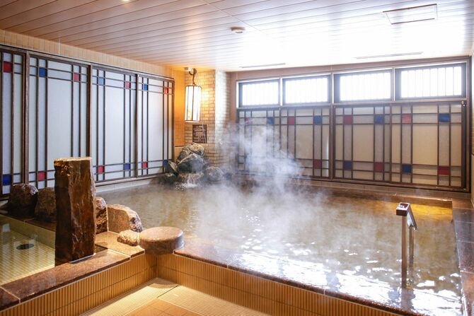 2021年2月にオープンした『天然温泉　浪漫湯（ろまんゆ）　ドーミーイン神戸元町』の最上階に設けられた天然温泉大浴場