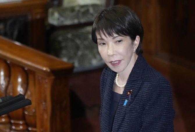 参院本会議で参政党の神谷宗幣代表の代表質問に答弁する高市早苗首相＝2026年2月26日
