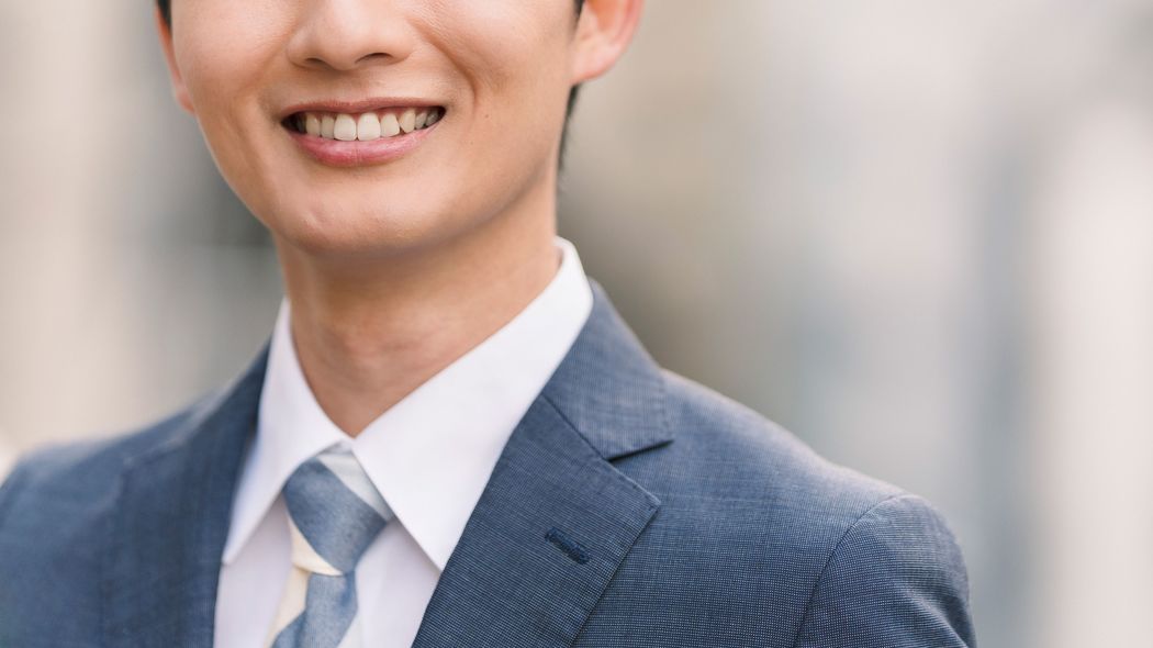 笑顔で好印象を与えたはずなのに…商談相手に｢心のこもっていない作り笑い｣と思われる0.5秒のNG動作