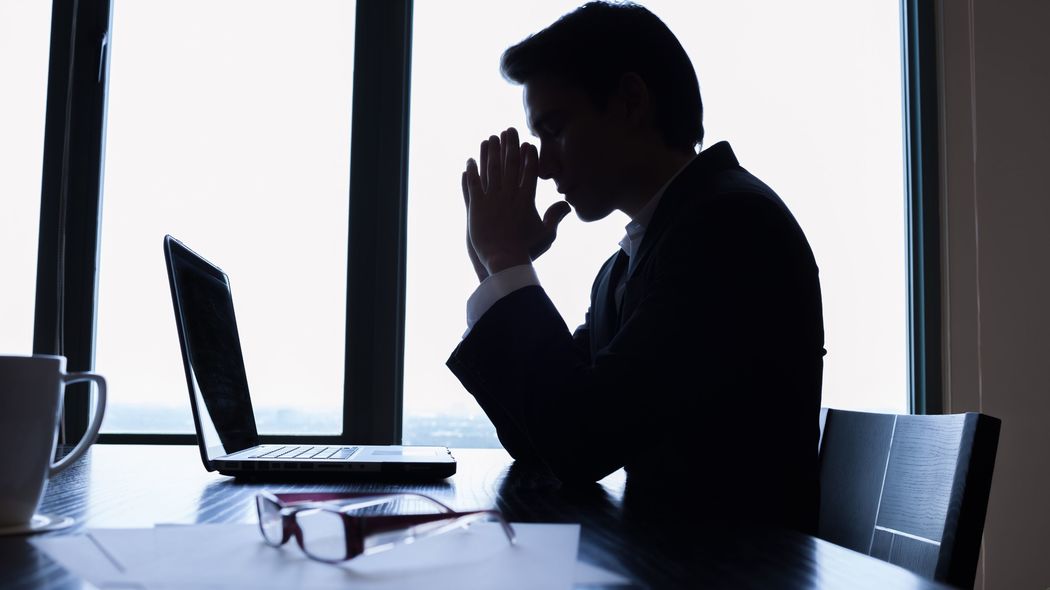 就活で苦しめられた氷河期世代がキャリア後半でまた地獄…給与ガタ落ち､DX落第で燃え尽き症候群急増の背景 デジタル化についていけない中高年の｢異動願い｣増加