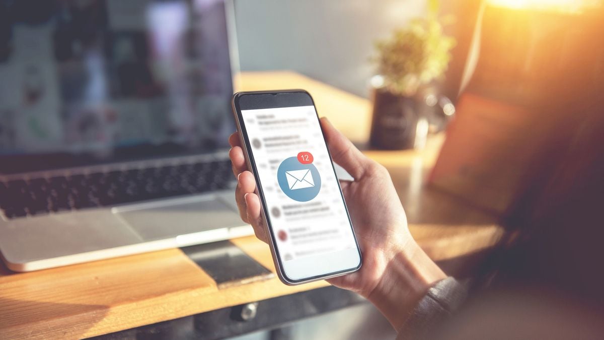 既読スルーで返事しない ほど痛い人はいない 大人の中二病 は無視するに限る President Online プレジデントオンライン