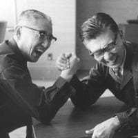 【激レア!昭和の本】次世代ビデオ戦争 ソニー・日本ビクター・松下電器/宿命の闘い VHS対β戦争 開発わずか5カ月、松下が放った奇跡の一手 | 日経