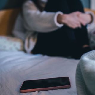 スマホを買ったばかり 中1女子の裸写真がネットに流出した理由 同じ年齢の女の子 からメッセージ President Online プレジデントオンライン