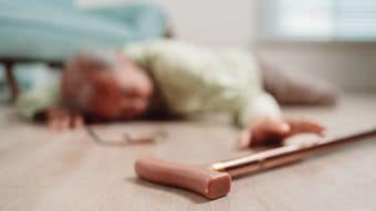 ｢転倒→骨折→寝たきり｣の老後が待ち受ける…医師･和田秀樹｢60代になったら真っ先に断捨離すべきもの｣