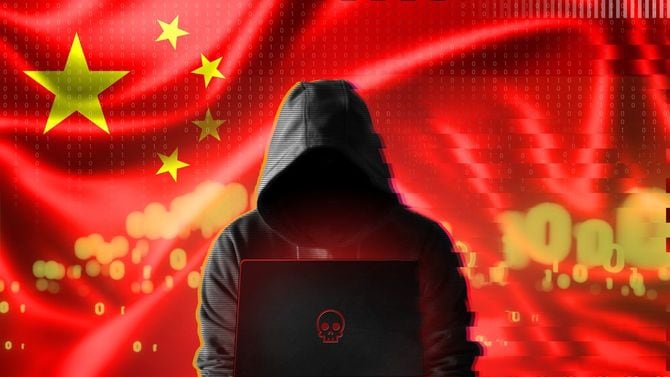 中国の国旗の色を背景にした中国人ハッカーのイメージ