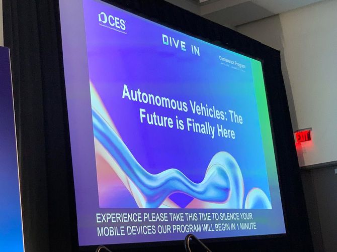 セッション「Autonomous Vehicles: The Future is Finally Here」