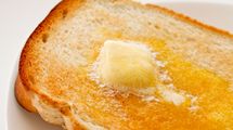 ｢パンにはバターをたっぷり塗ったほうがいい｣血糖値の上昇を緩やかにする"太りにくい炭水化物の食べ方"