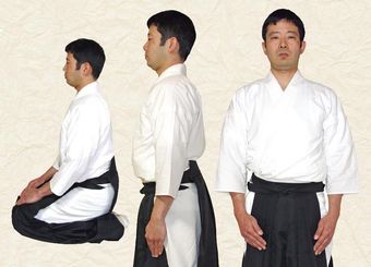 できる男に見える「小笠原流」正しい姿勢のつくり方