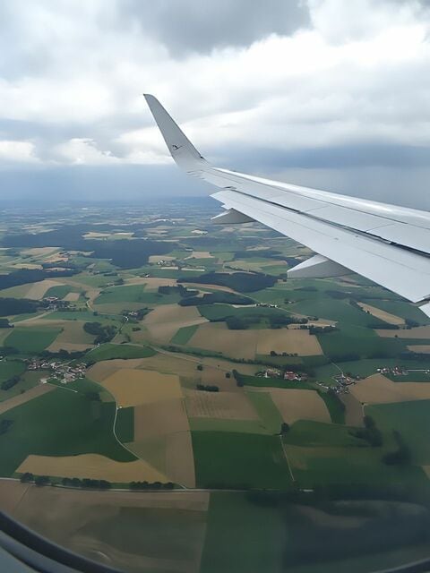 ミュンヘン着陸前の機内から見た風景