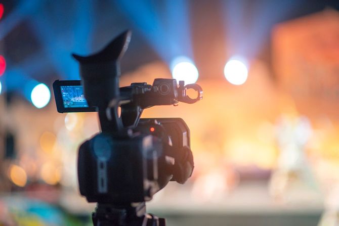 ステージを撮影しているカメラ