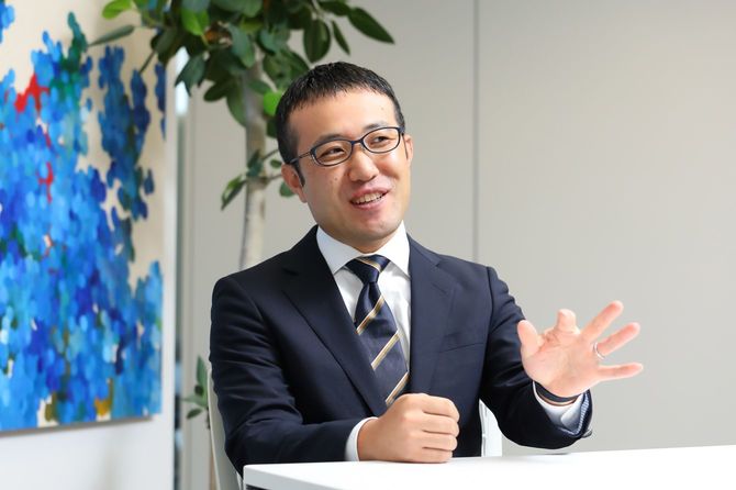 星野編集長