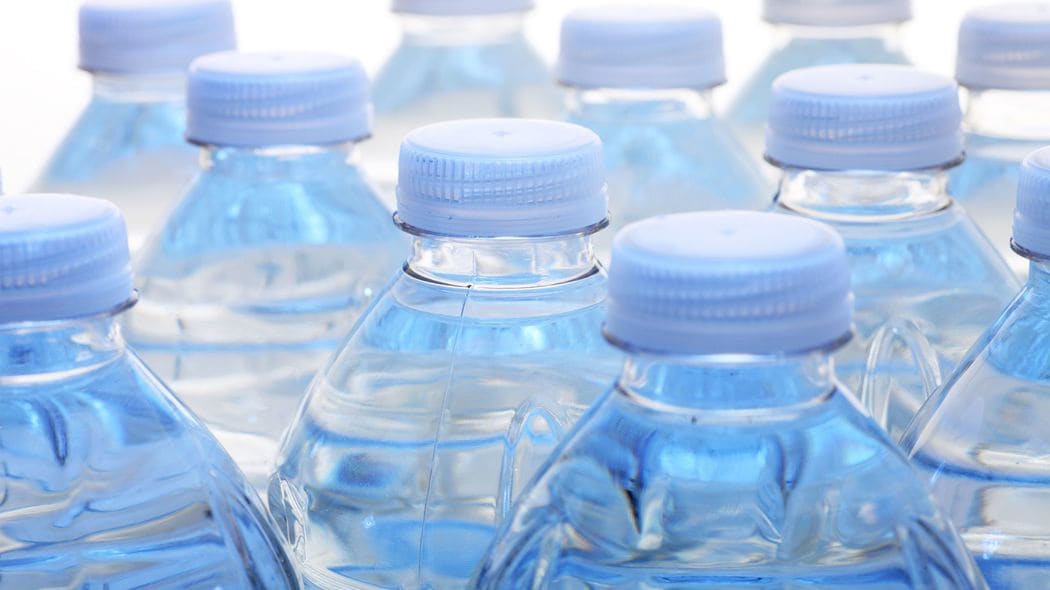 ｢1日2リットルを飲むべき｣は呪いである…管理栄養士が｢ペットボトルを身近に置かないで｣と訴える理由 ｢こまめな水分補給｣は下痢の原因にもなる