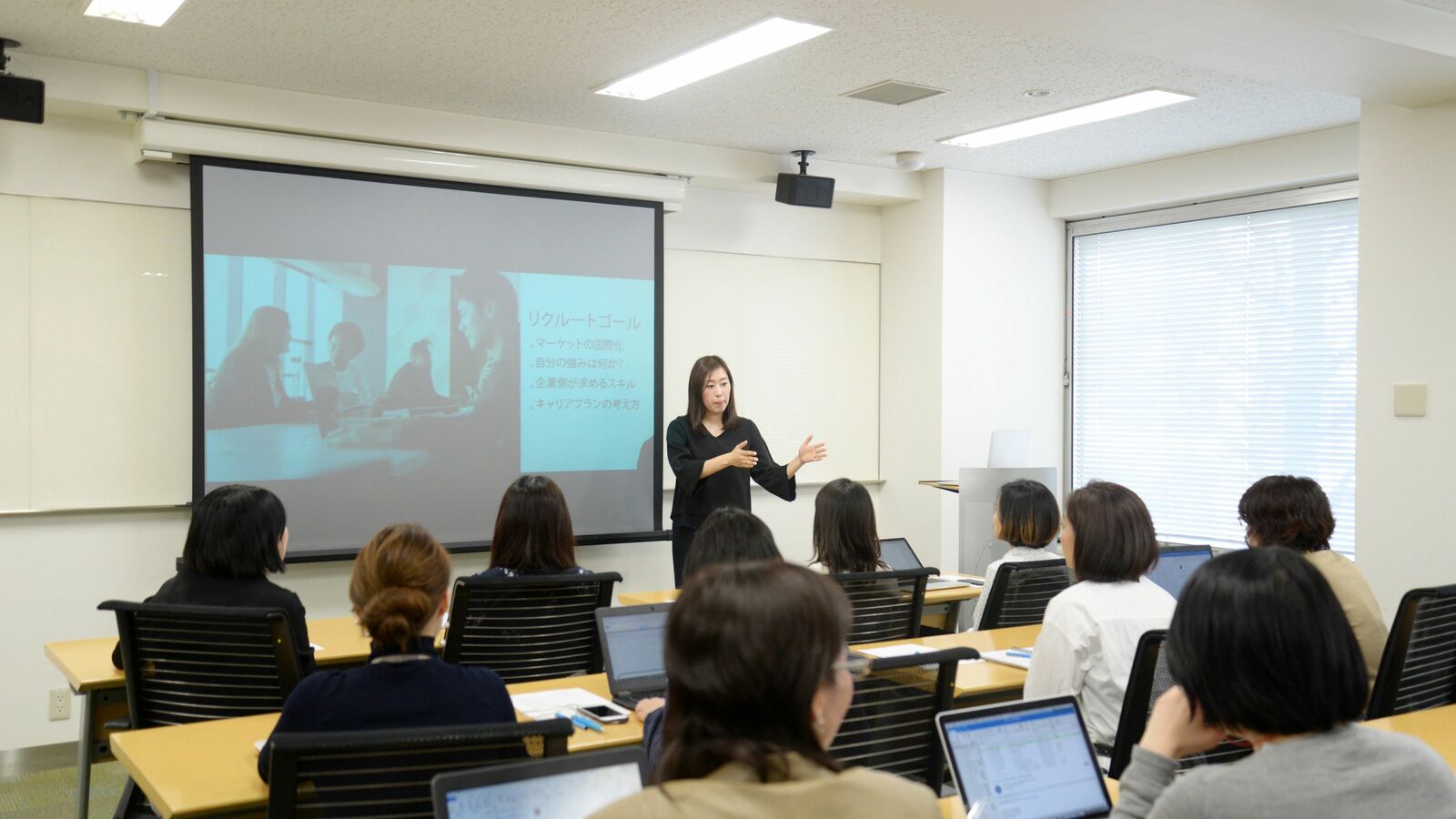 ｢最後の質問タイム｣でバレる…何度セミナーに参加しても成功できない人の"ある行動" 無料はもちろん､有料セミナーの中にも価値が低いものがある