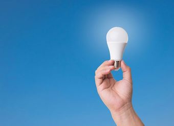 「蛍光灯からLED」でいくら節約できるか
