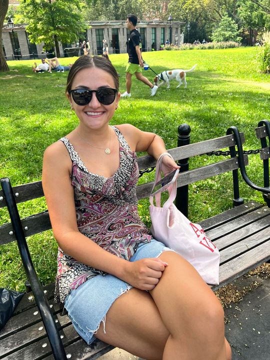 ニューヨークで筆者のインタビューに答えてくれた20代の若者たち