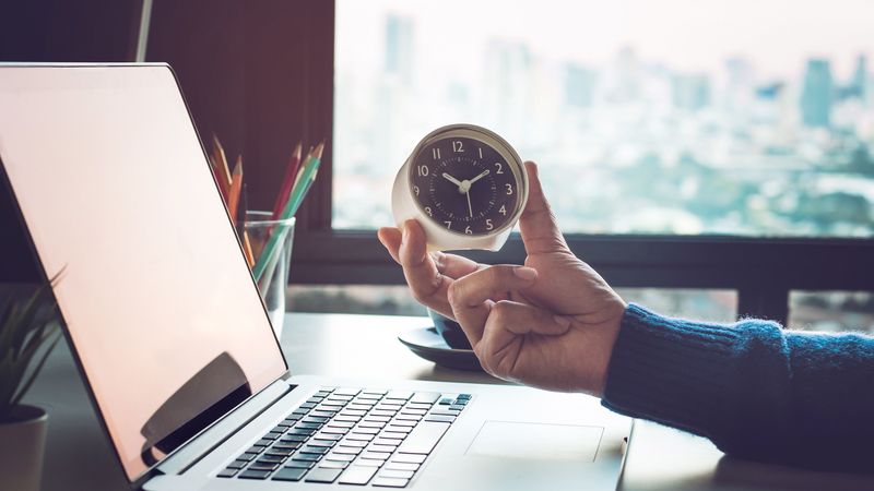 頭のよさは関係ない…周囲から｢仕事が速い｣と驚かれる人がこっそり意識している3つの法則 仕事のスピードを根本的に変える｢目標｣｢分解｣｢計測｣の使い方