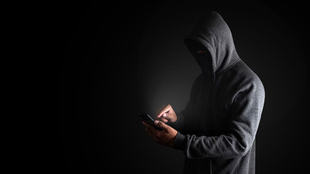 ｢夜道で猫探し｣｢事前に数万円交通費振込｣…｢気楽にたくさん稼げるバイト｣に潜むとんでもないリスク ホワイト案件に紛れるブラック案件を察知できるか