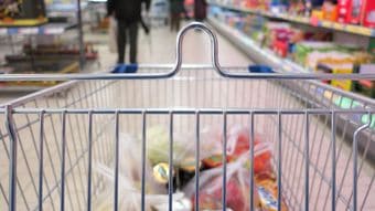 経済格差は｢買い物導線｣に表れる…本物のお金持ちは絶対近寄らないが庶民は大挙する"スーパーの一角"