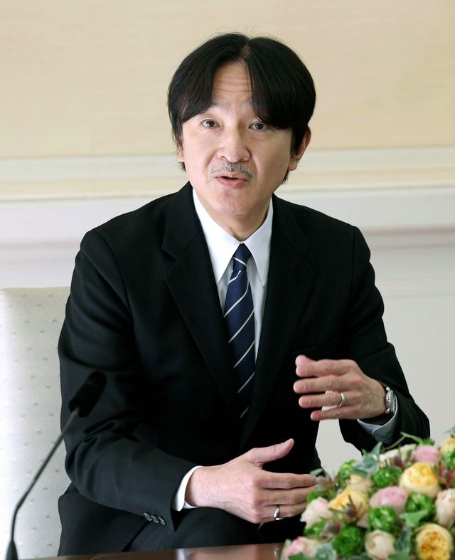 57歳の誕生日を前に、記者会見される秋篠宮さま＝2022年11月25日、東京都港区の赤坂東邸［代表撮影］