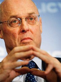 ファルド氏に自己資本増強などを求めたポールソン財務長官(当時)だったが、交渉は不調に終わった。(写真=AP Images、PANA)