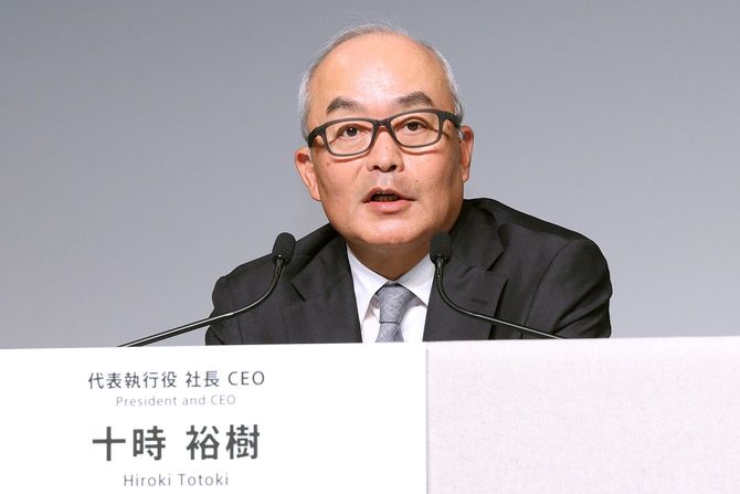 ソニーG経営方針と24年度業績説明会。写真は、質問に答える十時裕樹 ソニーG社長CEO。＝2025年5月14日、東京都港区港南