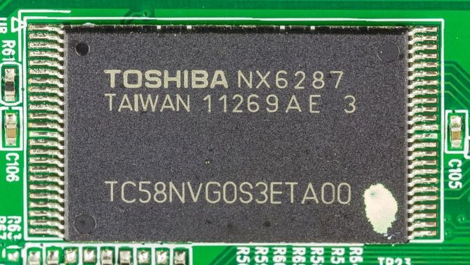 Toshiba TC58NVG0S3ETA00