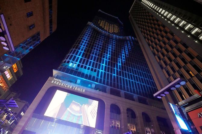 東急歌舞伎町タワー(=2023年4月13日、東京都新宿区)