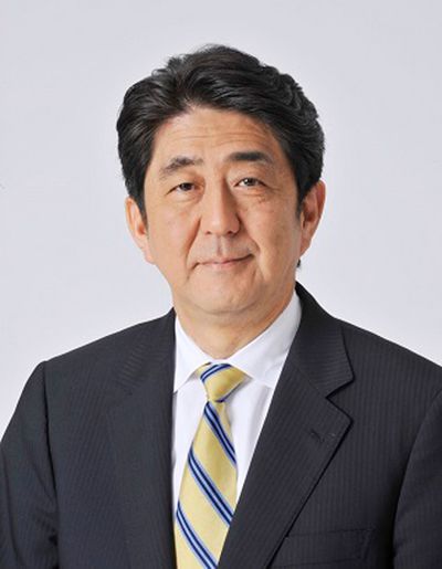 安倍晋三氏