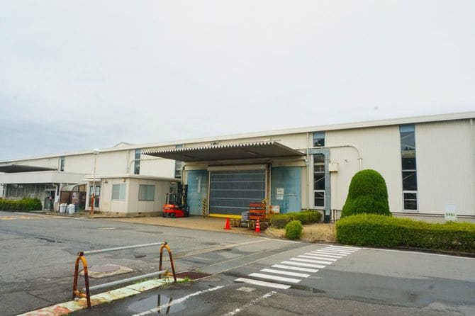 山一ハガネの工場