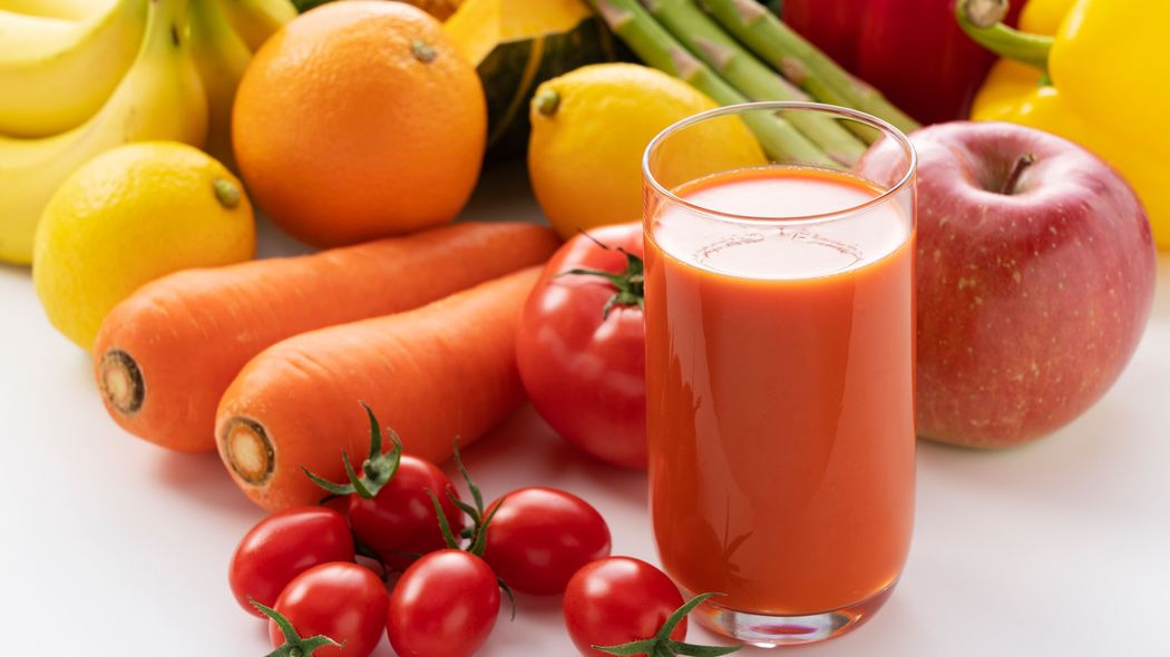 野菜ジュースを買うなら裏面を見たほうがいい…医師｢飲み続けると老化まっしぐらの危険な原材料の名前｣